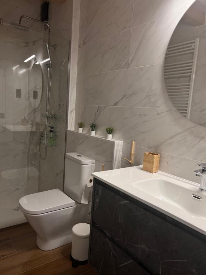 Apartamentos Turisticos: Tu Casa En Sahun Exterior foto