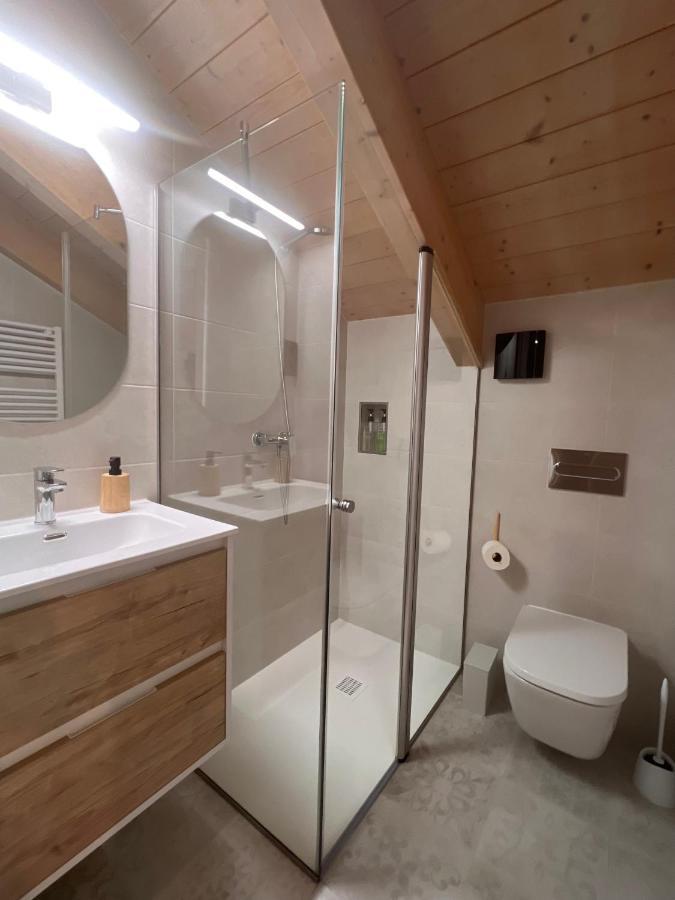 Apartamentos Turisticos: Tu Casa En Sahun Exterior foto