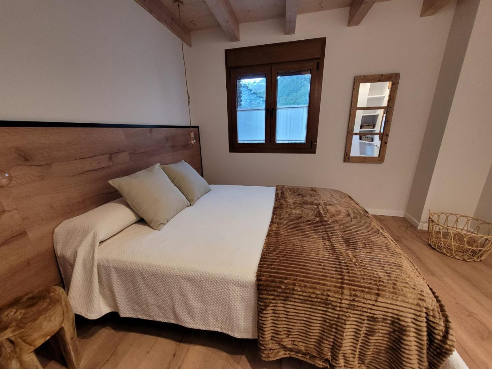 Apartamentos Turisticos: Tu Casa En Sahun Exterior foto